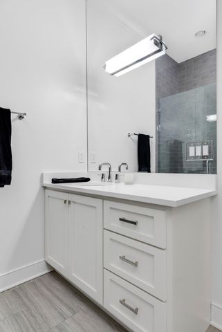 4527 Beacon Dr, Nashville, TN 37215