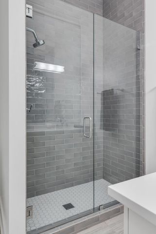 4527 Beacon Dr, Nashville, TN 37215