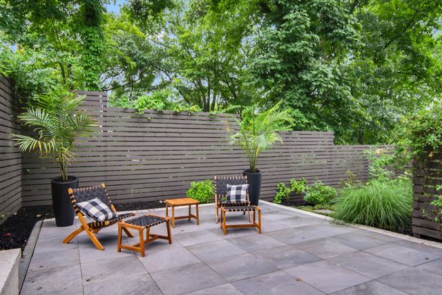 4527 Beacon Dr, Nashville, TN 37215