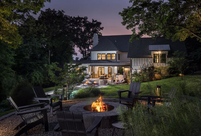 4527 Beacon Dr, Nashville, TN 37215