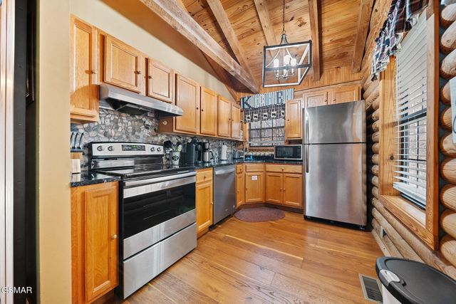 1284 Laurel Lick Road, Sevierville, TN 37862