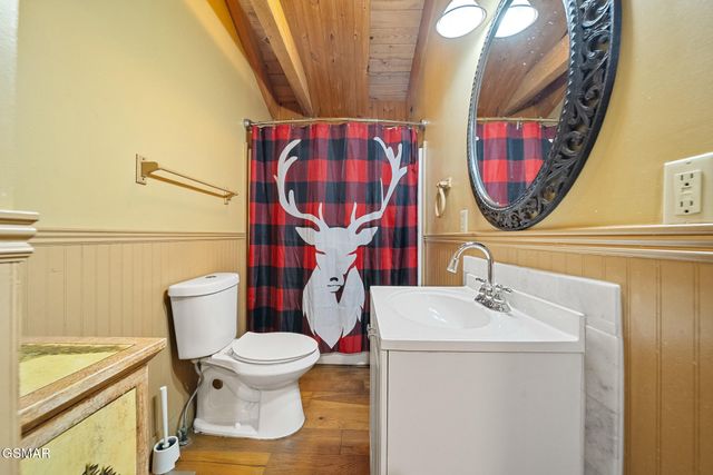 1284 Laurel Lick Road, Sevierville, TN 37862