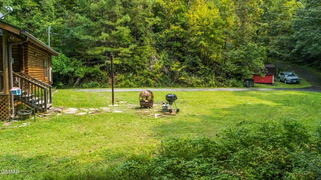 1284 Laurel Lick Road, Sevierville, TN 37862