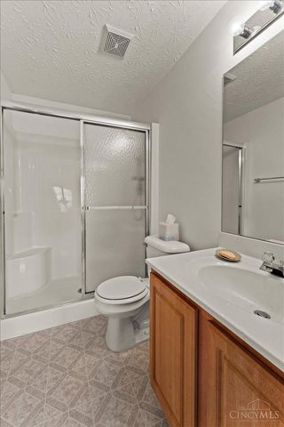 4987 Kleeman Green Drive, Green Twp, OH 45211