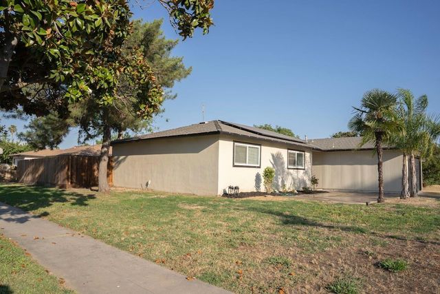 4584 N Hulbert Avenue, Fresno, CA 93705