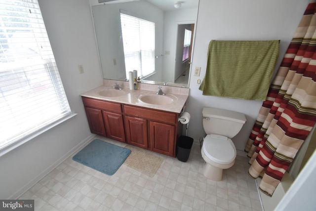 111 STIRRUP DR, Elkton, MD 21921