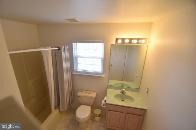 111 STIRRUP DR, Elkton, MD 21921