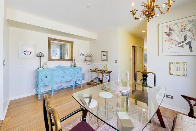 3839 N Western Avenue 202, Chicago, IL 60618