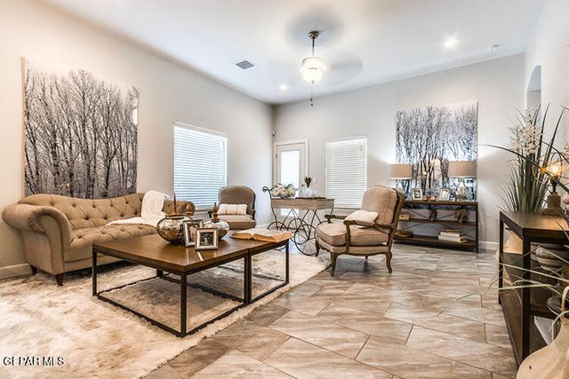 3869 Belief Lane, El Paso, TX 79938