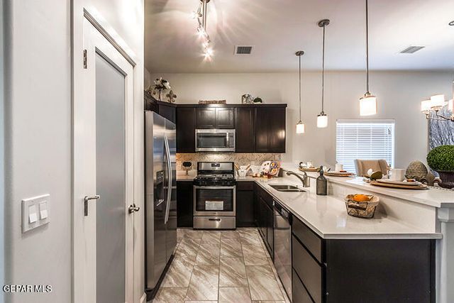 3869 Belief Lane, El Paso, TX 79938