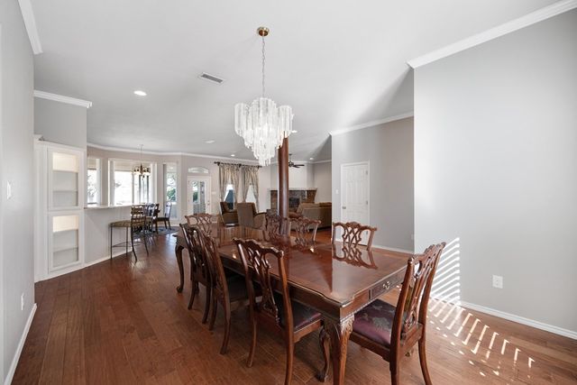 1109 E County Rd 124, Midland, TX 79706