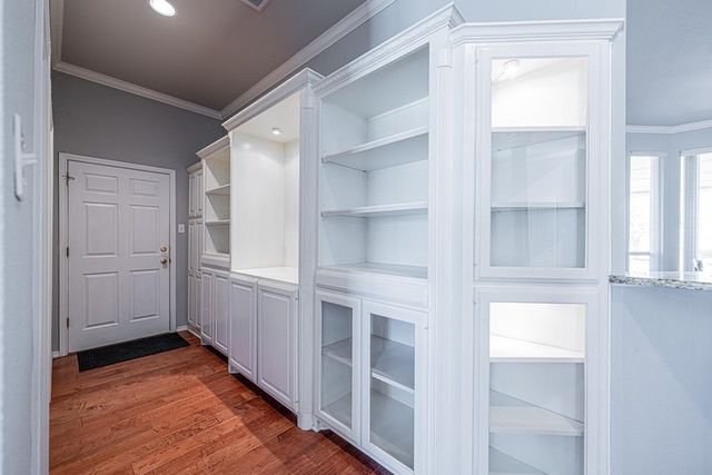 1109 E County Rd 124, Midland, TX 79706