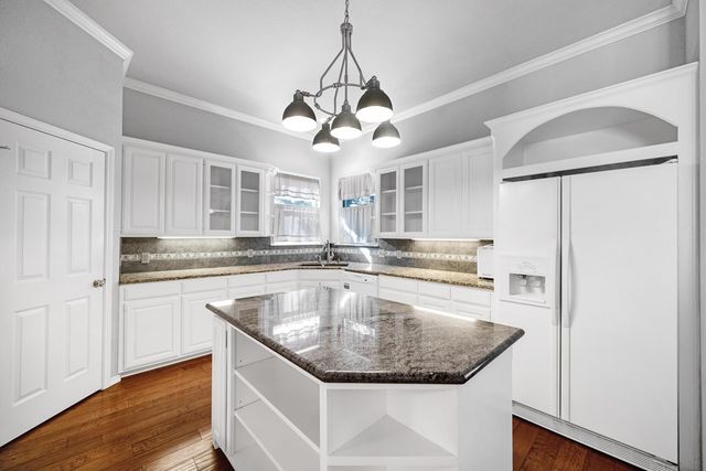 1109 E County Rd 124, Midland, TX 79706