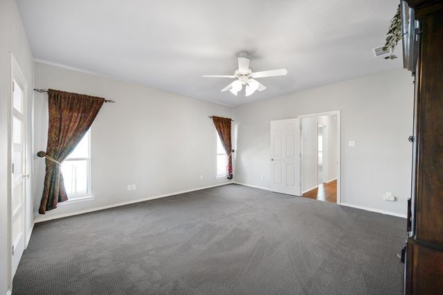 1109 E County Rd 124, Midland, TX 79706