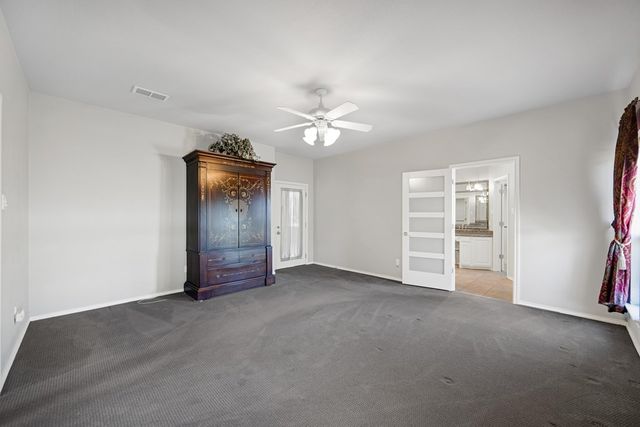 1109 E County Rd 124, Midland, TX 79706