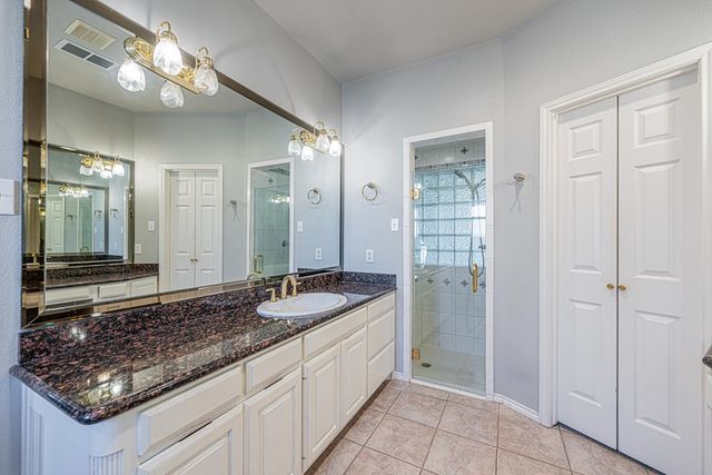 1109 E County Rd 124, Midland, TX 79706