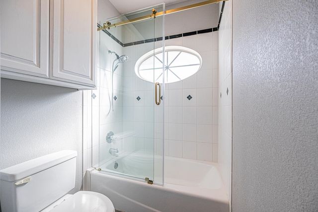 1109 E County Rd 124, Midland, TX 79706