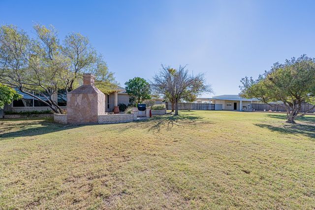 1109 E County Rd 124, Midland, TX 79706