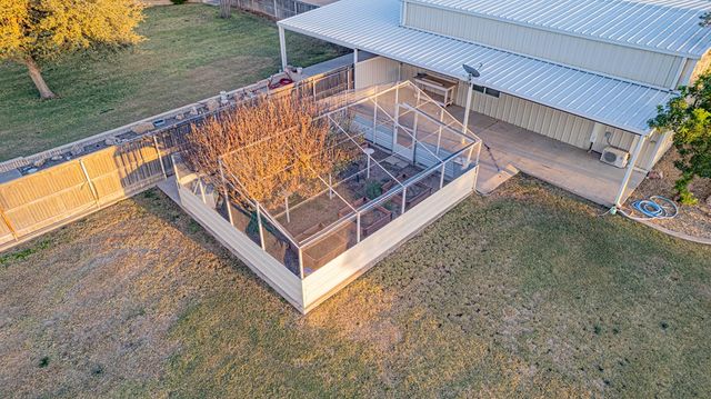 1109 E County Rd 124, Midland, TX 79706