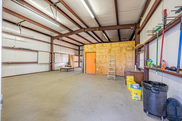 1109 E County Rd 124, Midland, TX 79706