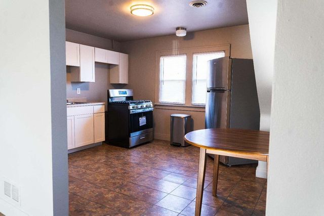 200 W 36th Place, Gary, IN 46408