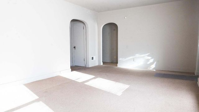 200 W 36th Place, Gary, IN 46408