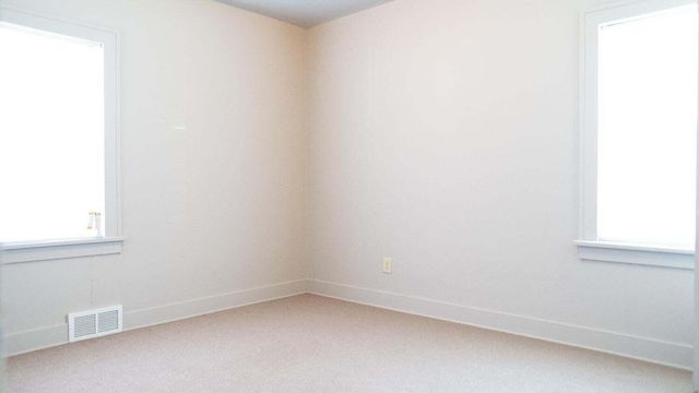 200 W 36th Place, Gary, IN 46408