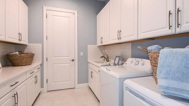 3306 VICENZA COURT, Bradenton, FL 34211
