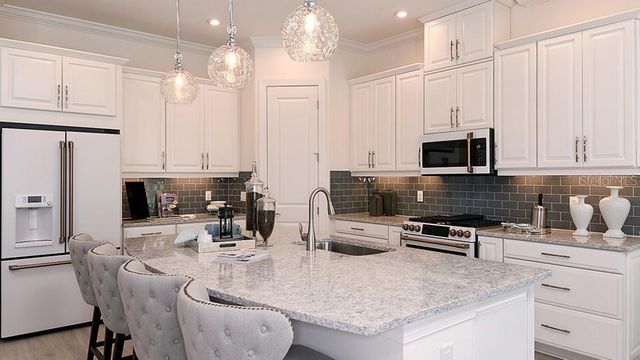 3306 VICENZA COURT, Bradenton, FL 34211