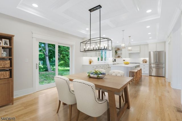 752 Valley Rd, Long Hill Twp., NJ 07933