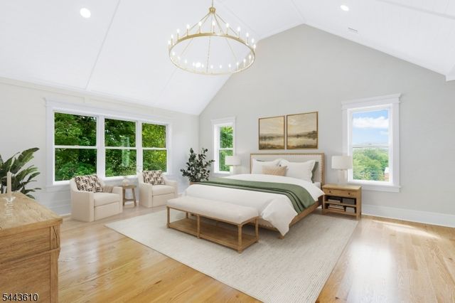 752 Valley Rd, Long Hill Twp., NJ 07933