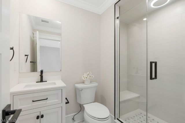752 Valley Rd, Long Hill Twp., NJ 07933
