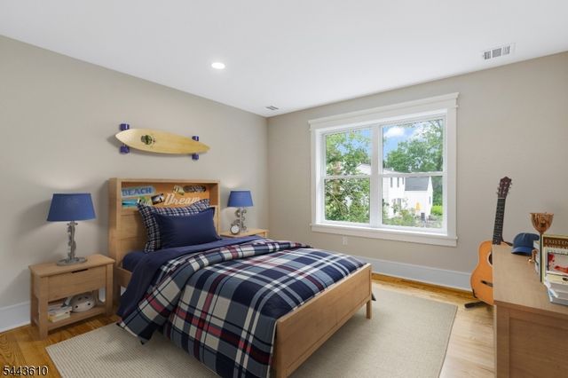 752 Valley Rd, Long Hill Twp., NJ 07933