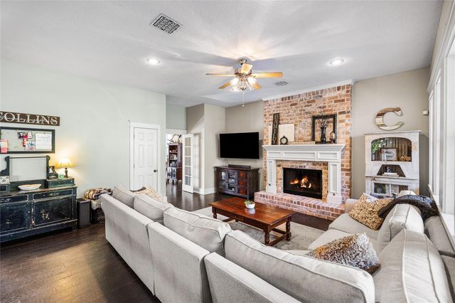 24221 Decker Prairie Rosehill Road, Magnolia, TX 77355