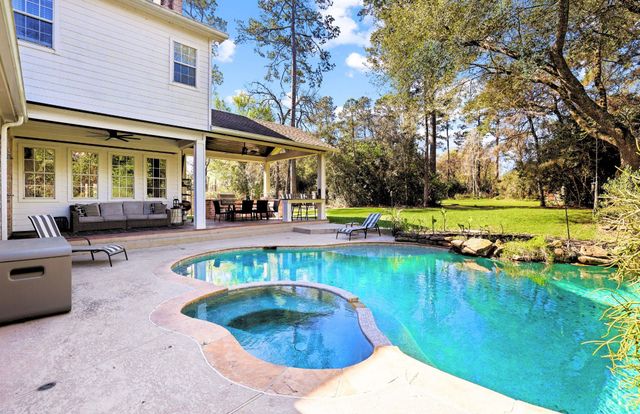 24221 Decker Prairie Rosehill Road, Magnolia, TX 77355