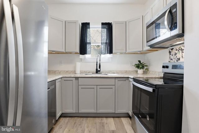 236 S HARTLEY ST, York, PA 17401