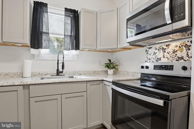 236 S HARTLEY ST, York, PA 17401