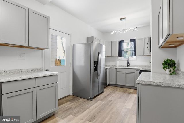 236 S HARTLEY ST, York, PA 17401
