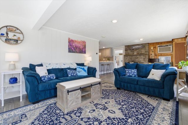 35 Lake Road, Epsom, NH 03234