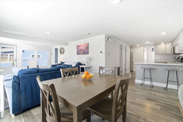 35 Lake Road, Epsom, NH 03234