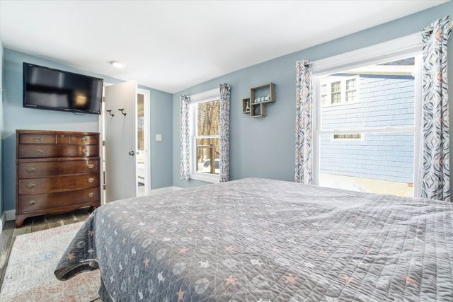 35 Lake Road, Epsom, NH 03234