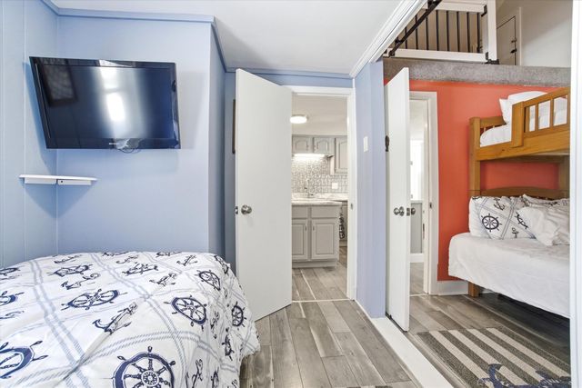 35 Lake Road, Epsom, NH 03234