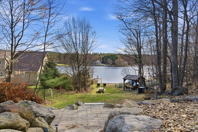 35 Lake Road, Epsom, NH 03234