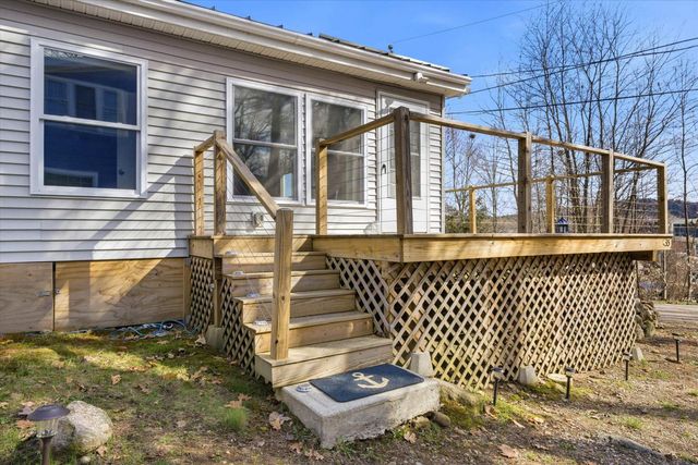 35 Lake Road, Epsom, NH 03234