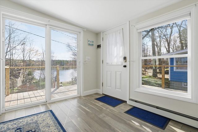 35 Lake Road, Epsom, NH 03234