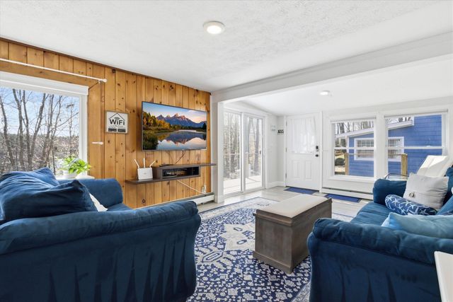 35 Lake Road, Epsom, NH 03234