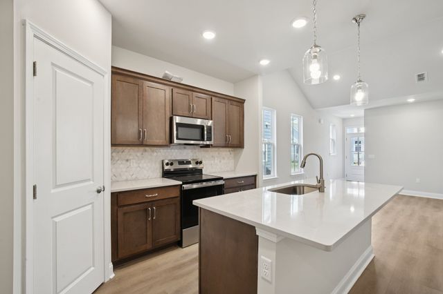 309 Stonehaus Crossing, Antioch, TN 37013