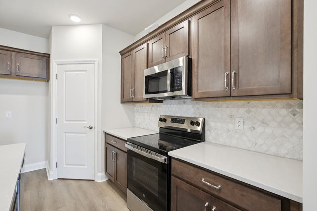 309 Stonehaus Crossing, Antioch, TN 37013
