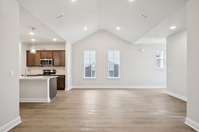 309 Stonehaus Crossing, Antioch, TN 37013