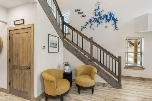 277 Meadow Spring Way, Hollister, MO 65672